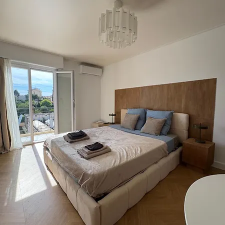 Apartament Terrasse Cannes, 10min Gare, 15min Plages Cannes